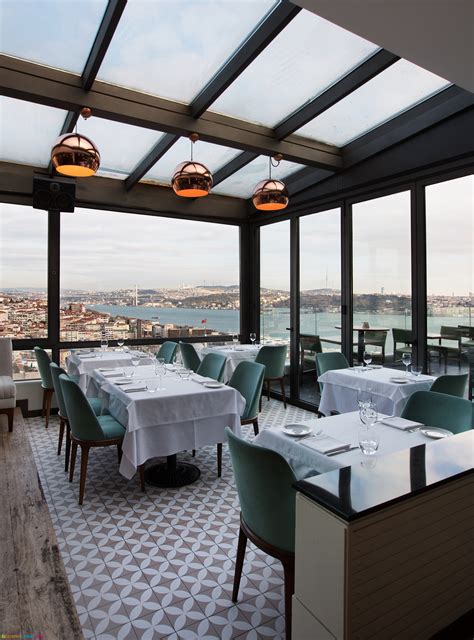 istanbul güzel manzaralı restaurant